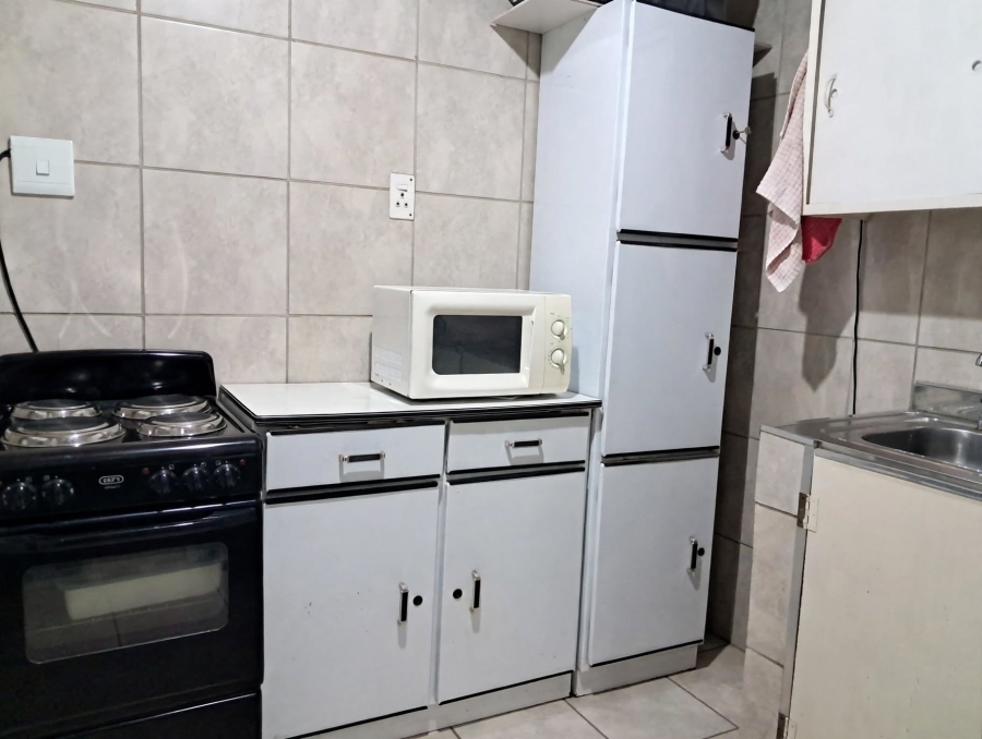 2 Bedroom Property for Sale in Oos Einde North West